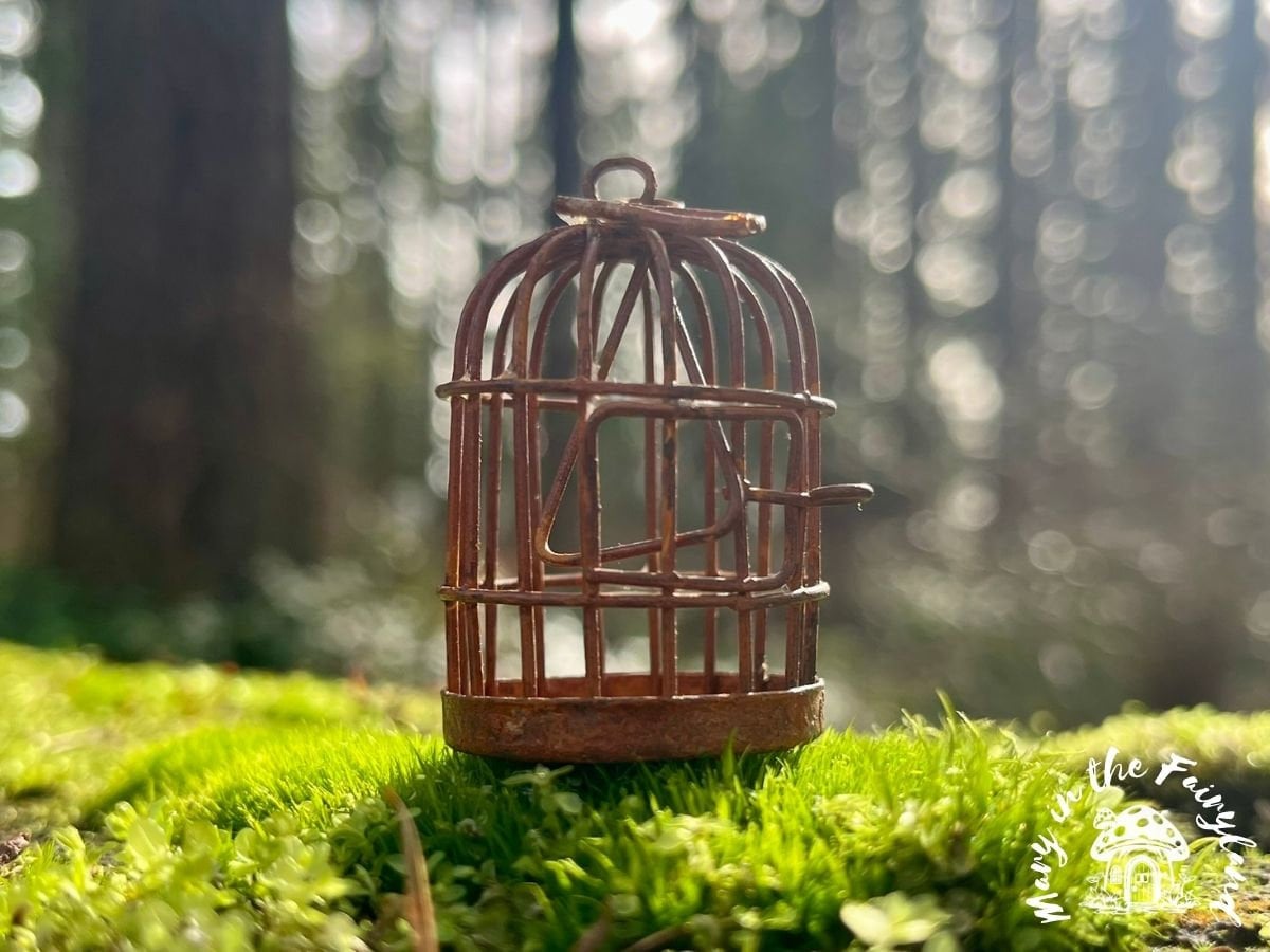 Enchanting Miniature Metal Fairy Birdcage - Vintage Rusty Ornaments for Fairy Gardens