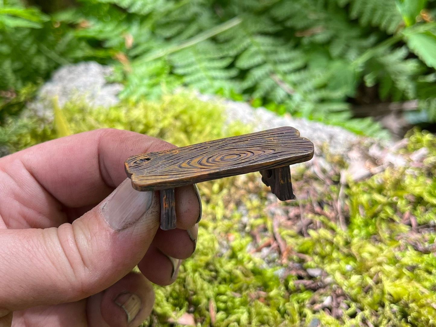 Enchanting Mini Park Bench: Whimsical Fairy Garden Decor