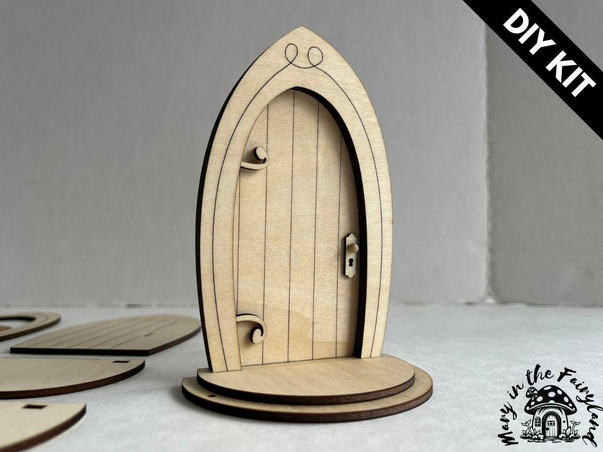 DIY Fairy Door Kit with Fairy Lamp – Fun for Kids and Families