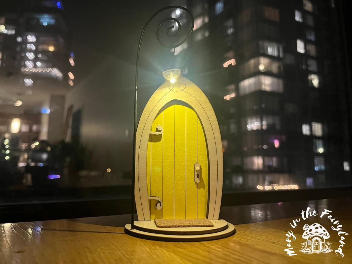 Personalized Fairy Door with Unique Story – A Magical Keepsake